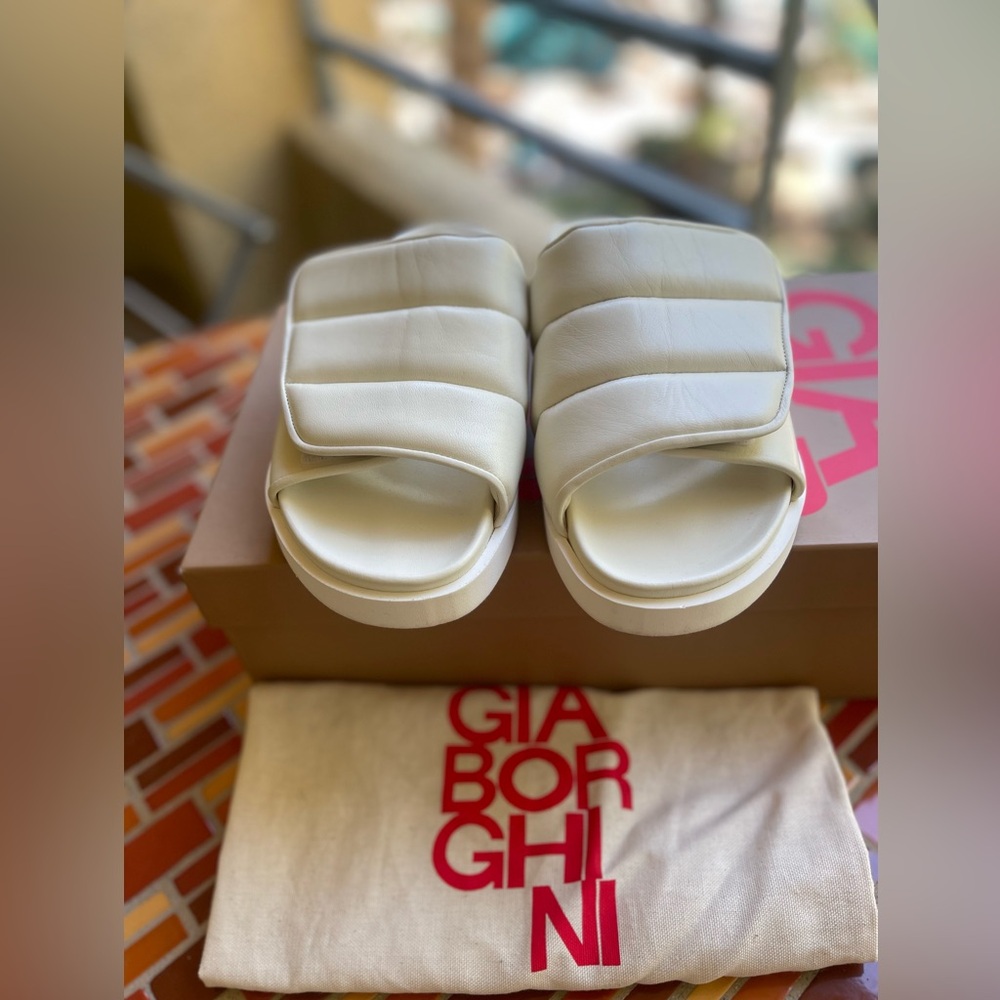 GIA Borghini Couture Leather Sandal ,new never worn outside.